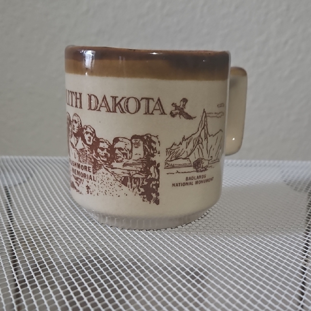 South Dakota Collectible Mug - Brown and Cream